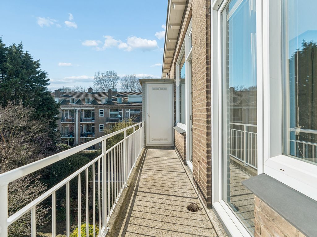 Balsemienlaan 230, 'S-GRAVENHAGE