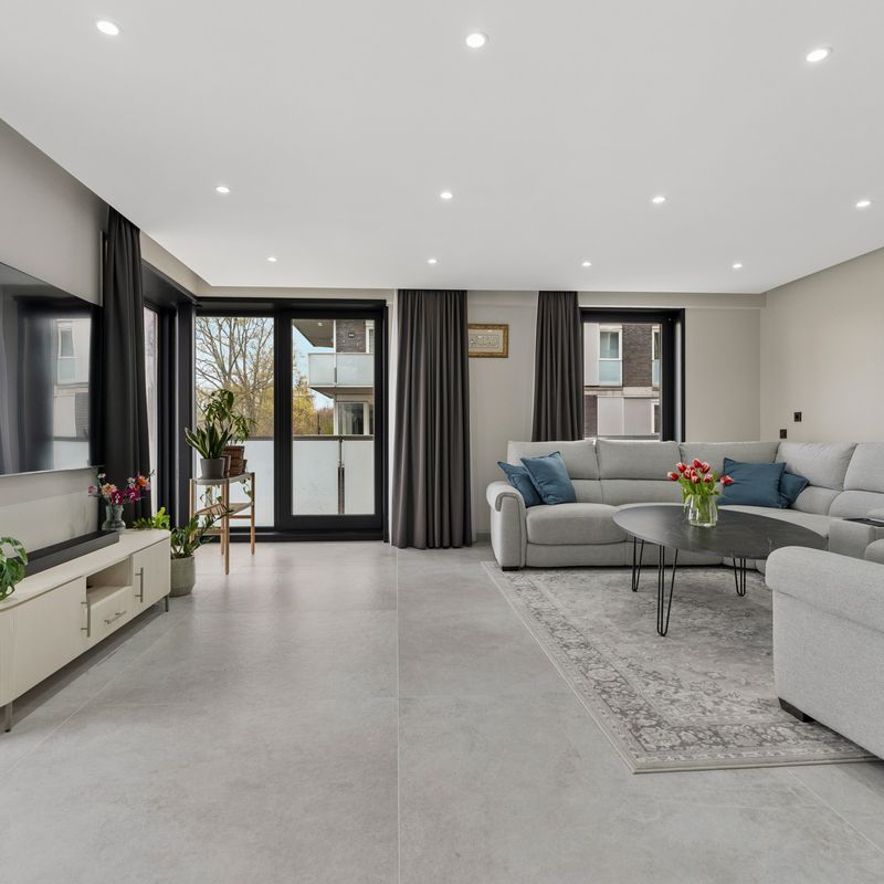 Dedemsvaartweg 503, 'S-GRAVENHAGE