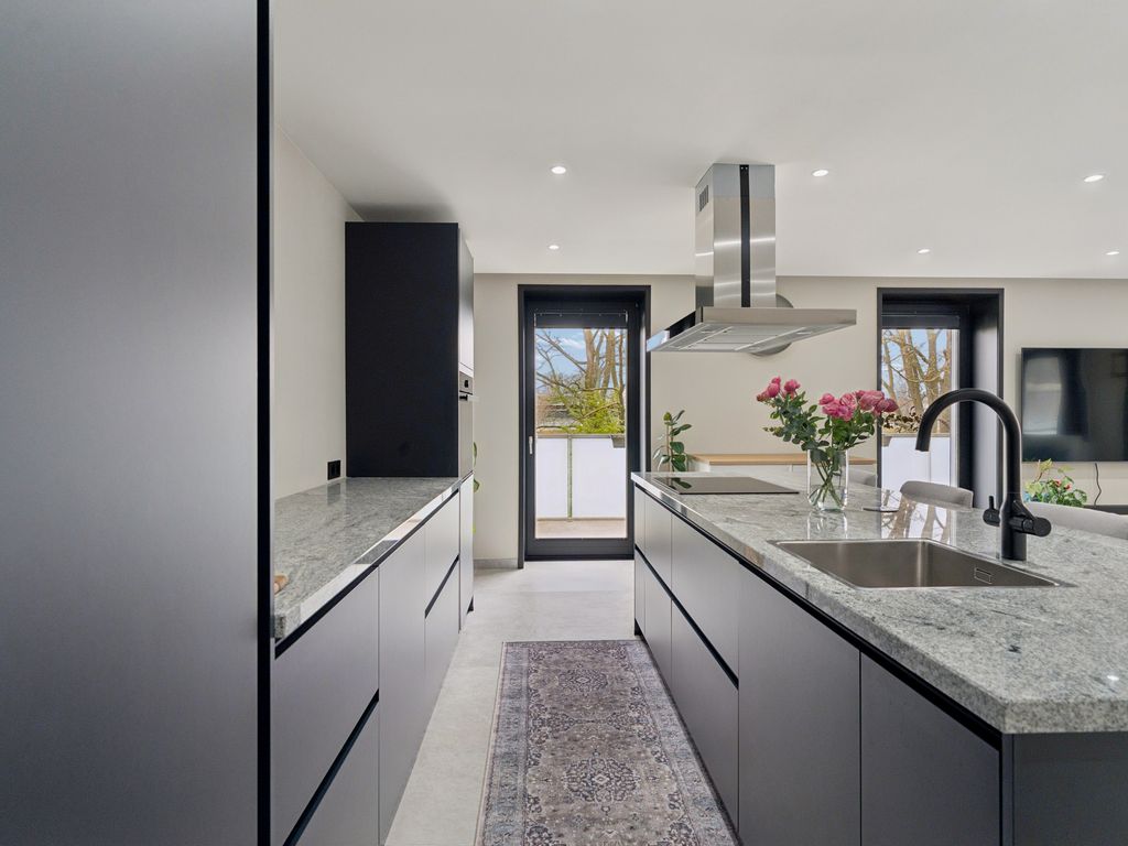 Dedemsvaartweg 503, 'S-GRAVENHAGE