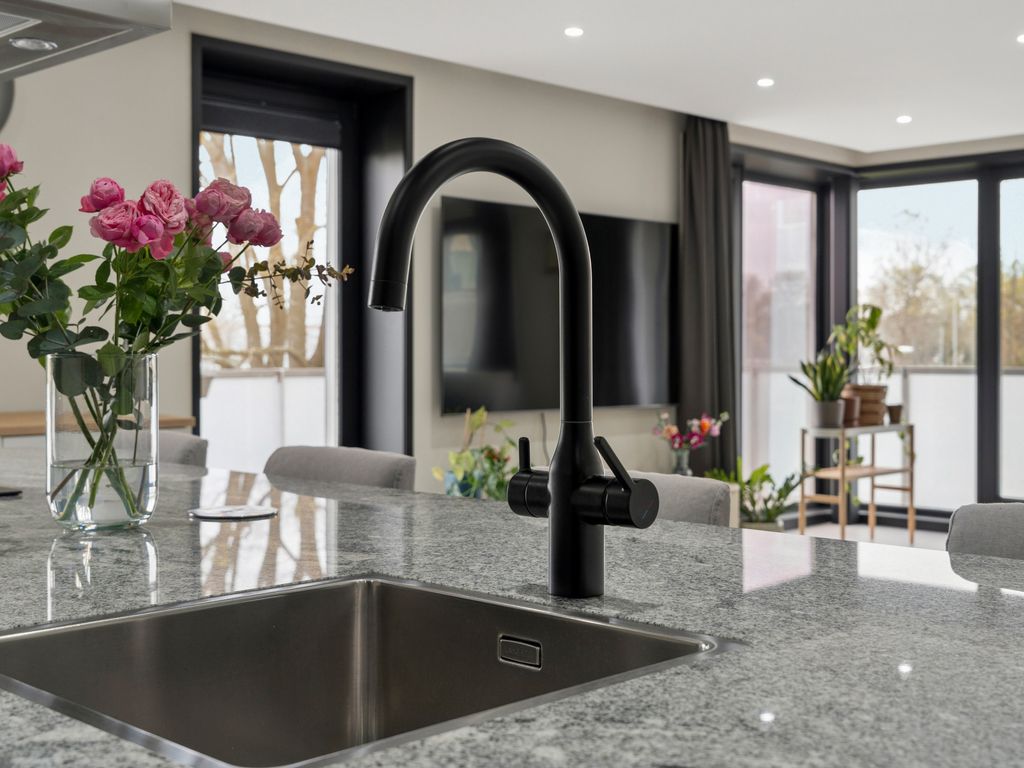 Dedemsvaartweg 503, 'S-GRAVENHAGE