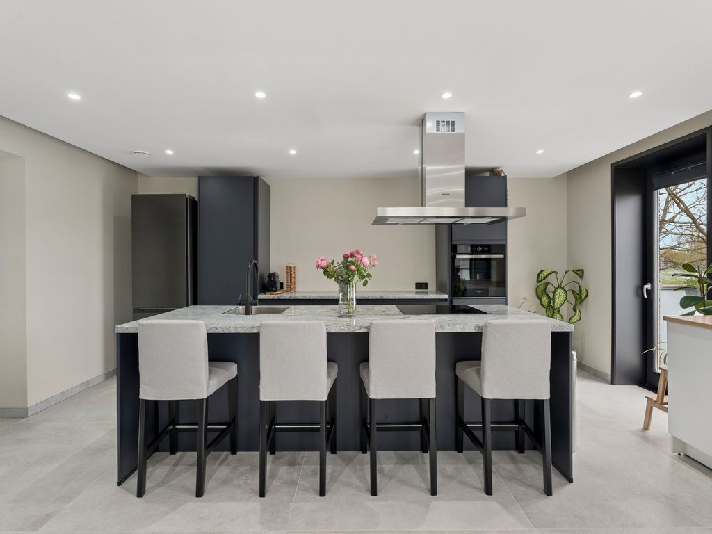 Dedemsvaartweg 503, 'S-GRAVENHAGE