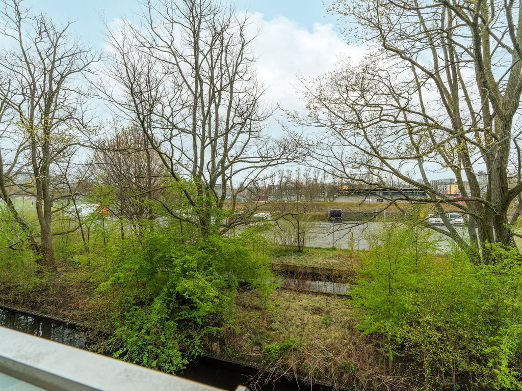 Dedemsvaartweg 503, 'S-GRAVENHAGE