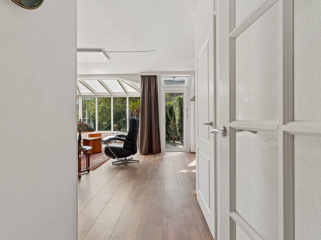 J.C. van der Lansstraat 33, 'S-GRAVENHAGE