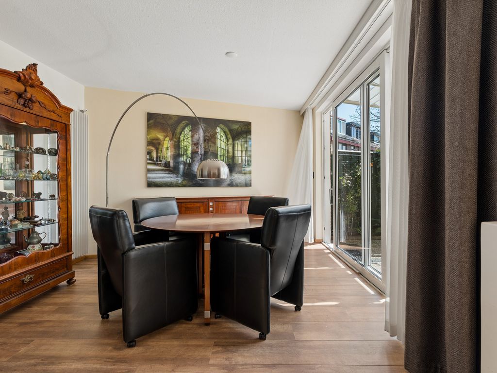 J.C. van der Lansstraat 33, 'S-GRAVENHAGE