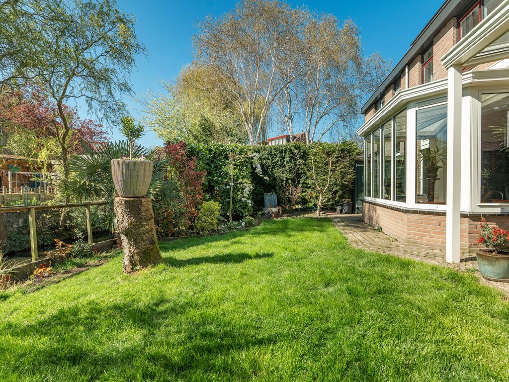 J.C. van der Lansstraat 33, 'S-GRAVENHAGE