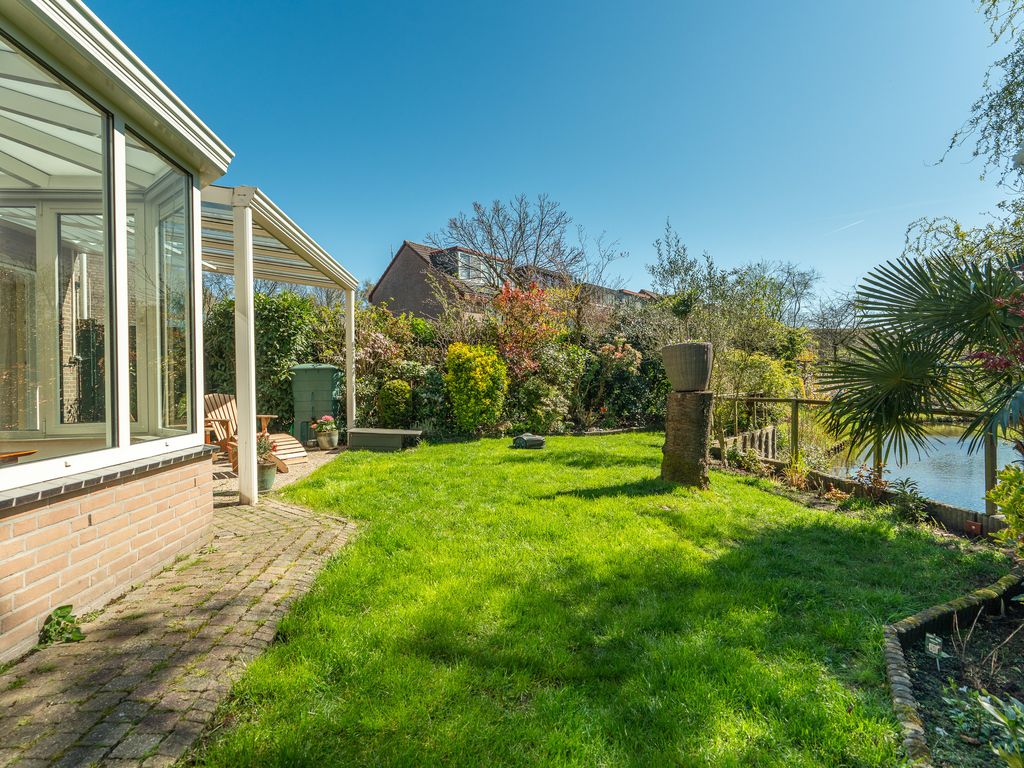 J.C. van der Lansstraat 33, 'S-GRAVENHAGE