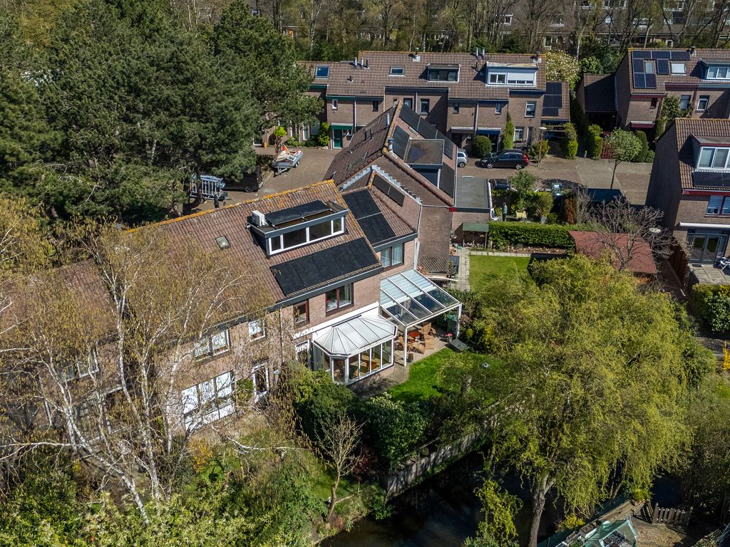 J.C. van der Lansstraat 33, 'S-GRAVENHAGE