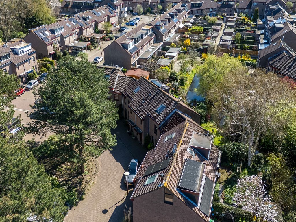 J.C. van der Lansstraat 33, 'S-GRAVENHAGE