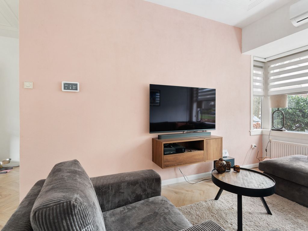 Surinamesingel 37, VLAARDINGEN