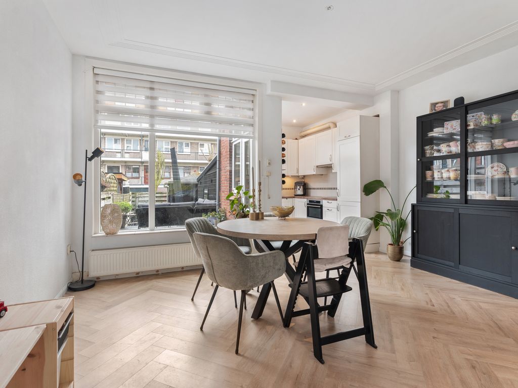 Surinamesingel 37, VLAARDINGEN