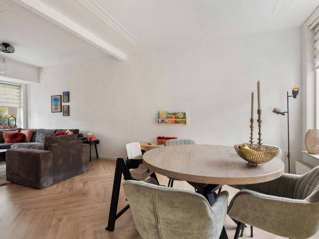 Surinamesingel 37, VLAARDINGEN