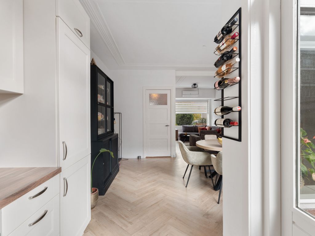 Surinamesingel 37, VLAARDINGEN