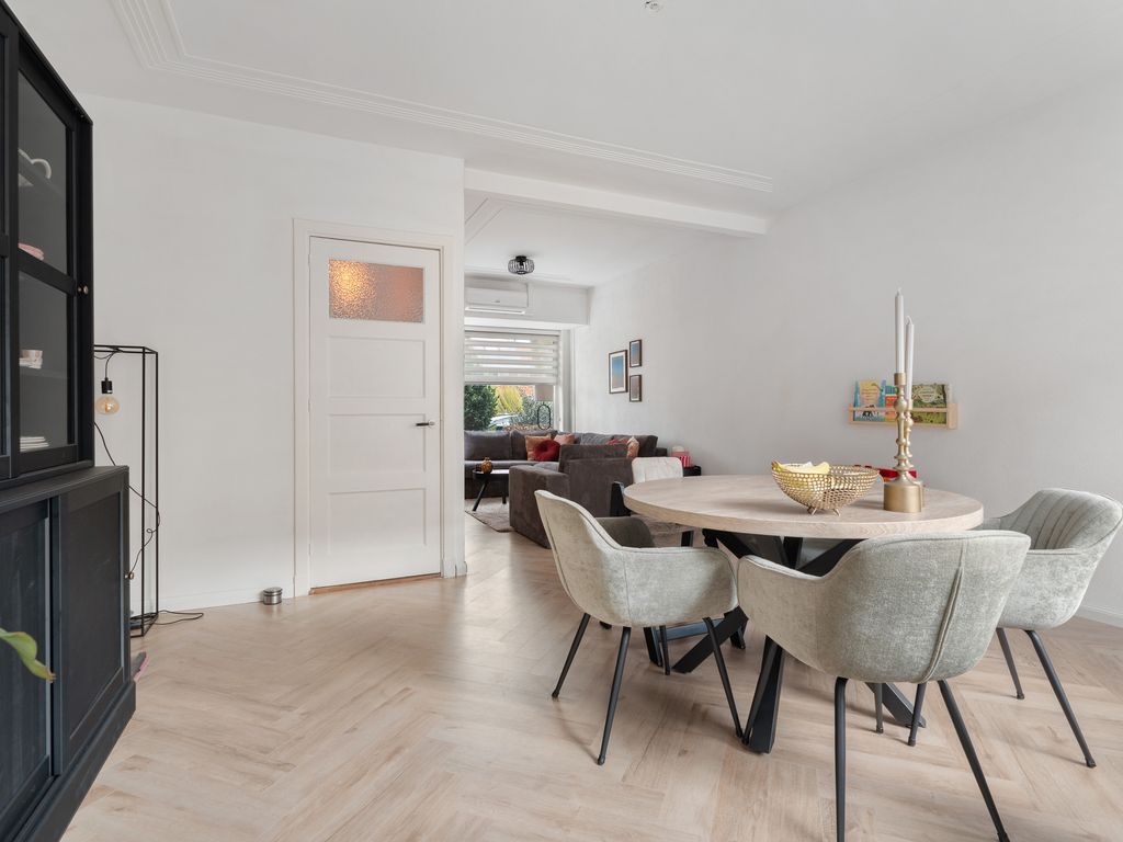 Surinamesingel 37, VLAARDINGEN