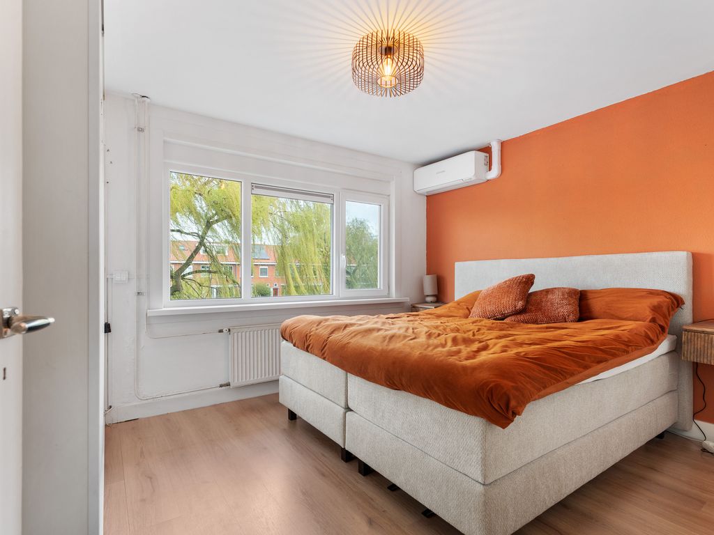 Surinamesingel 37, VLAARDINGEN