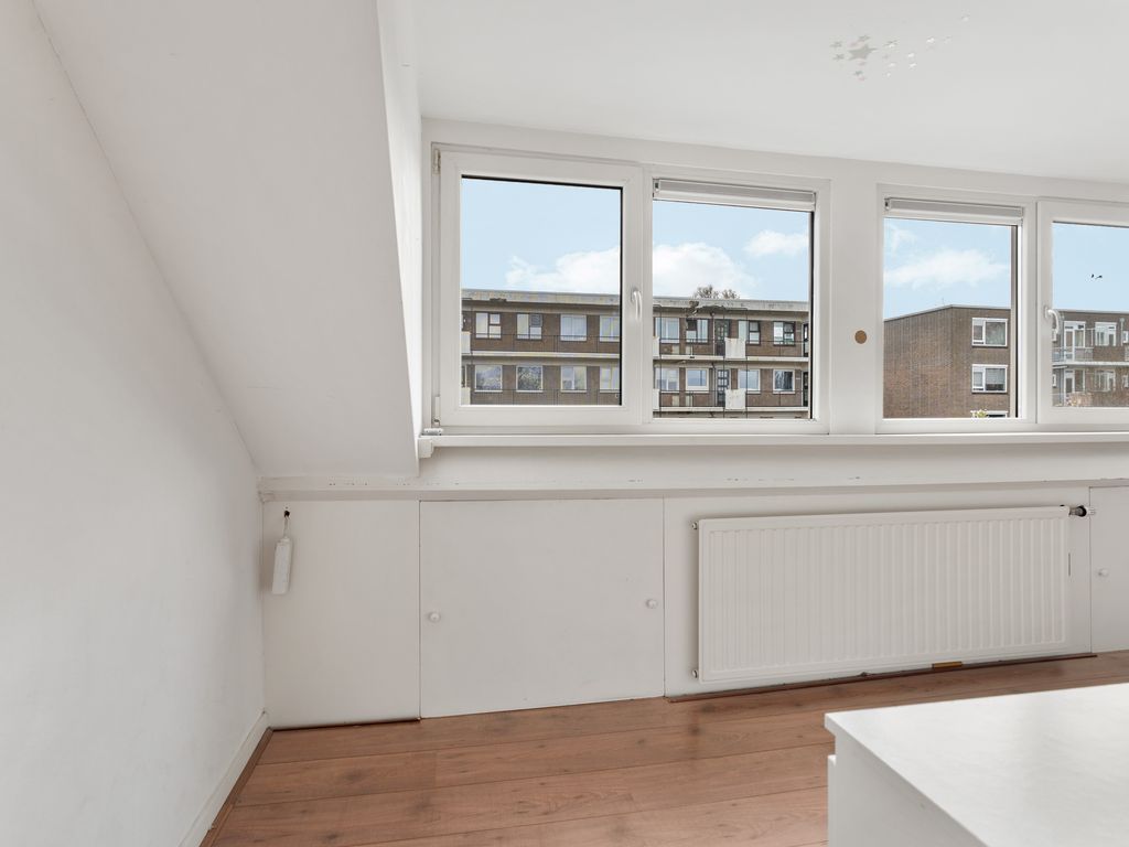 Surinamesingel 37, VLAARDINGEN