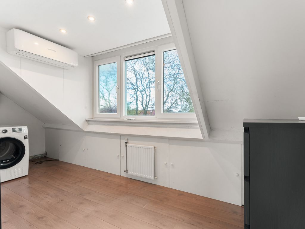 Surinamesingel 37, VLAARDINGEN