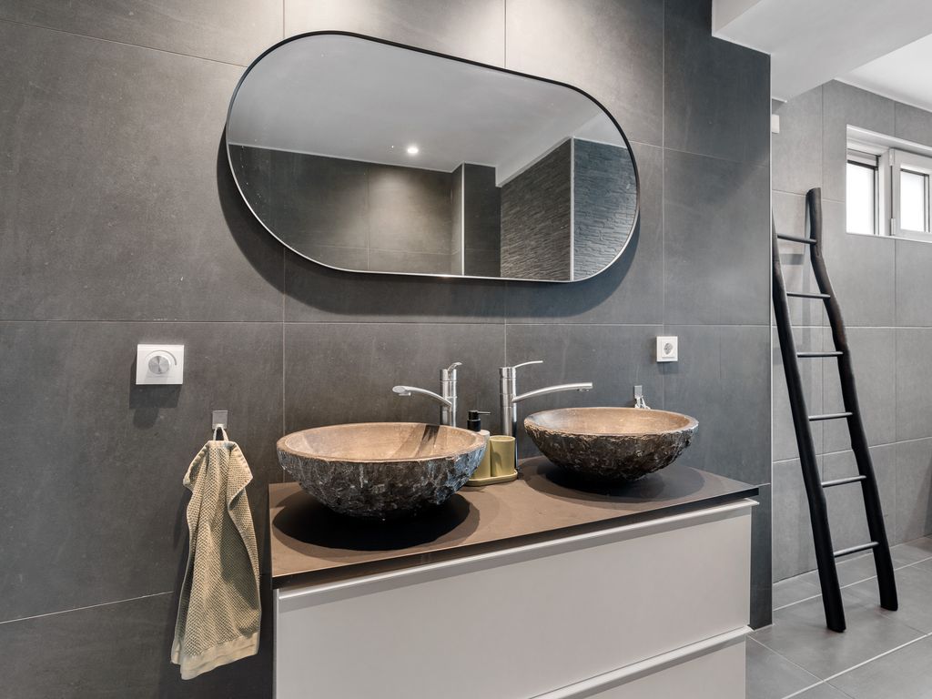 Surinamesingel 37, VLAARDINGEN