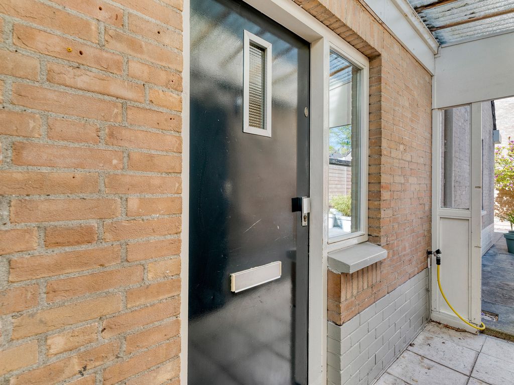 Dr. L.J. Rogierstraat 62, 'S-GRAVENHAGE