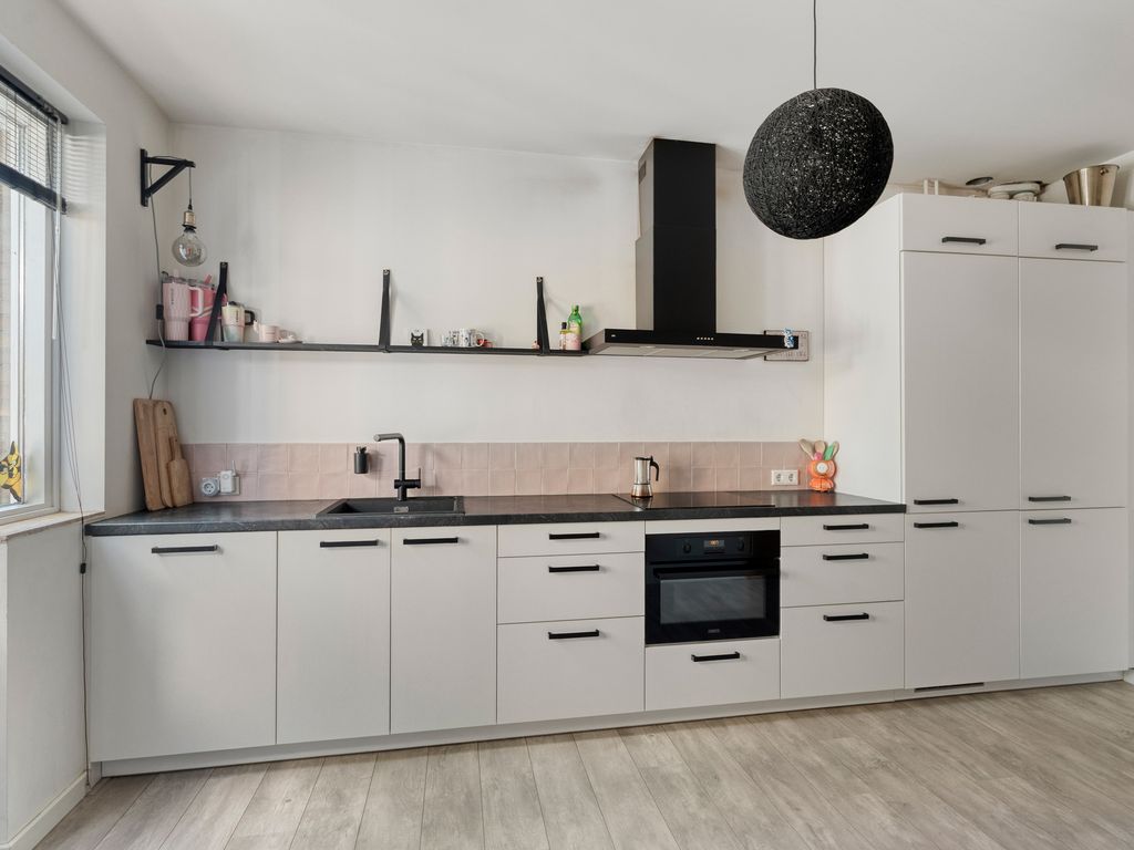 Dr. L.J. Rogierstraat 62, 'S-GRAVENHAGE