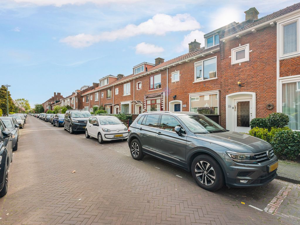 Wormerveerstraat 254, 'S-GRAVENHAGE