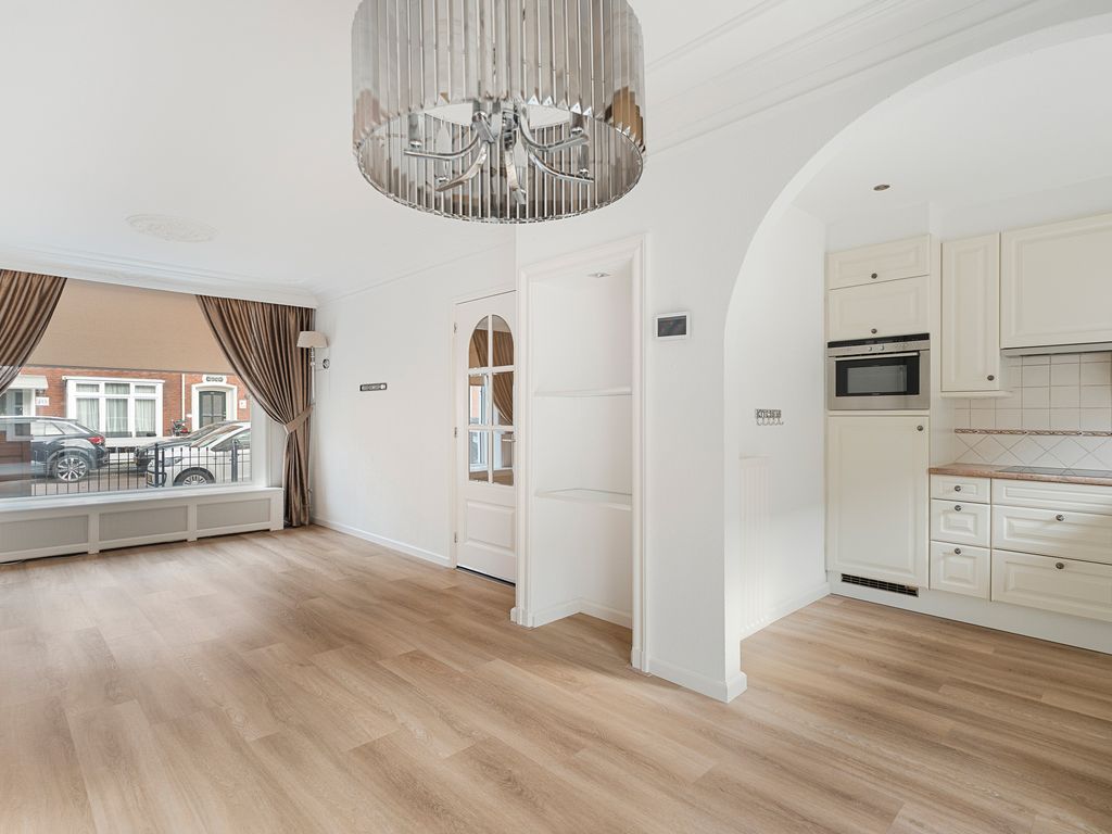 Wormerveerstraat 254, 'S-GRAVENHAGE