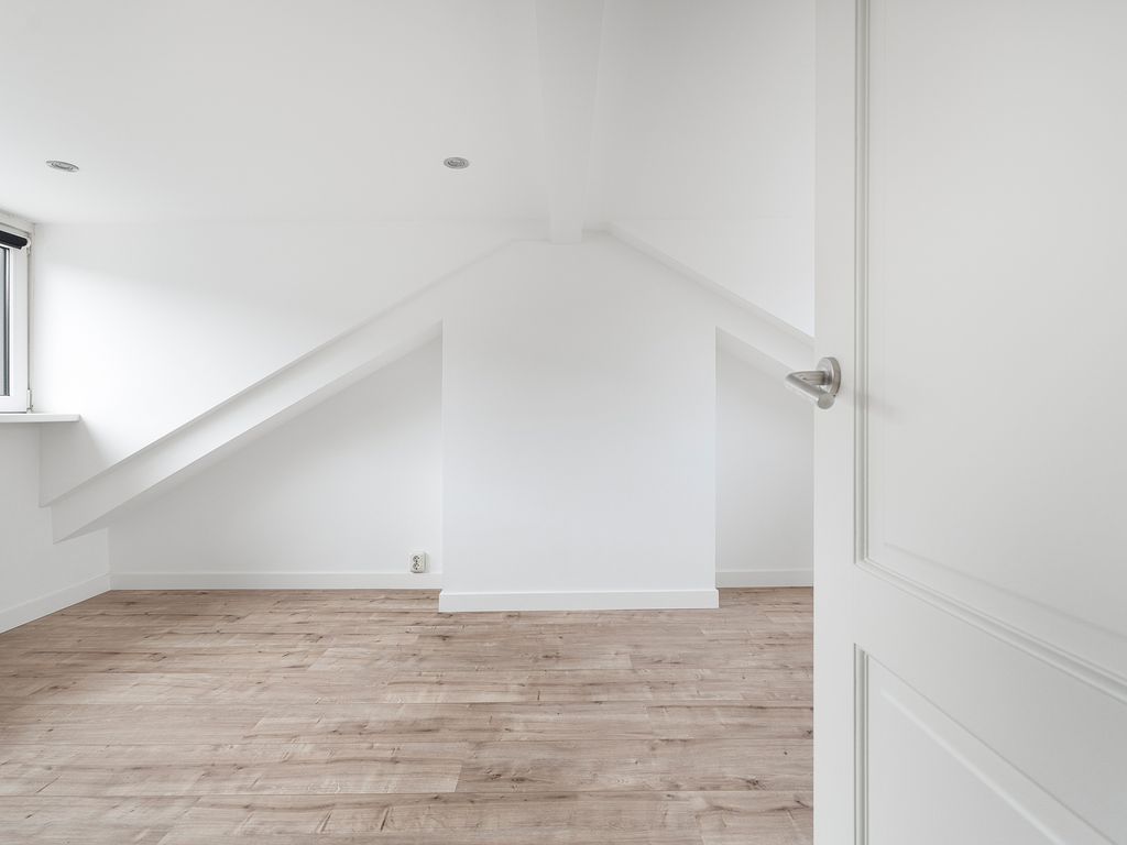 Wormerveerstraat 254, 'S-GRAVENHAGE