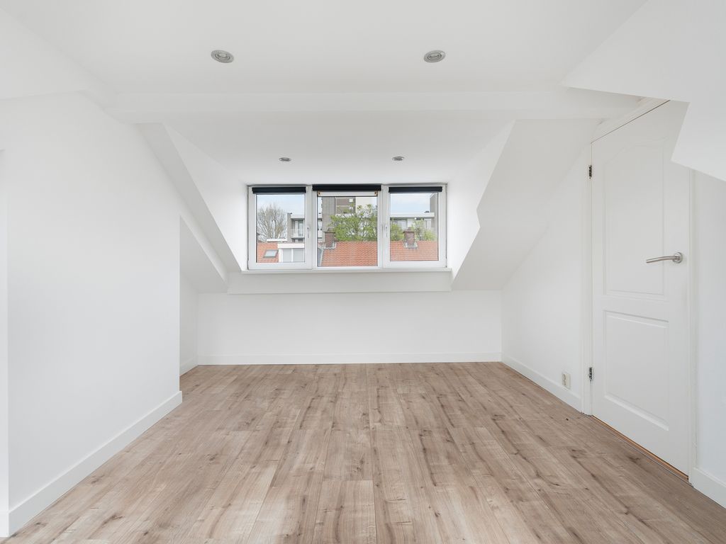 Wormerveerstraat 254, 'S-GRAVENHAGE