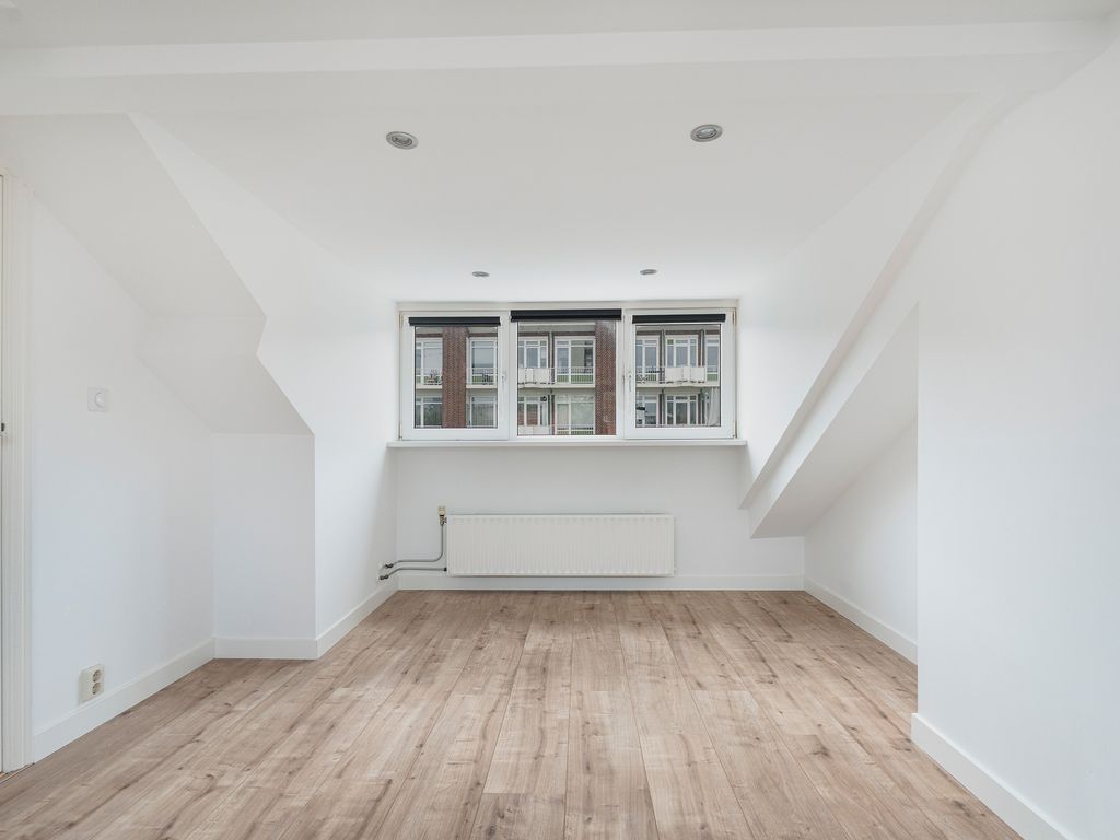 Wormerveerstraat 254, 'S-GRAVENHAGE