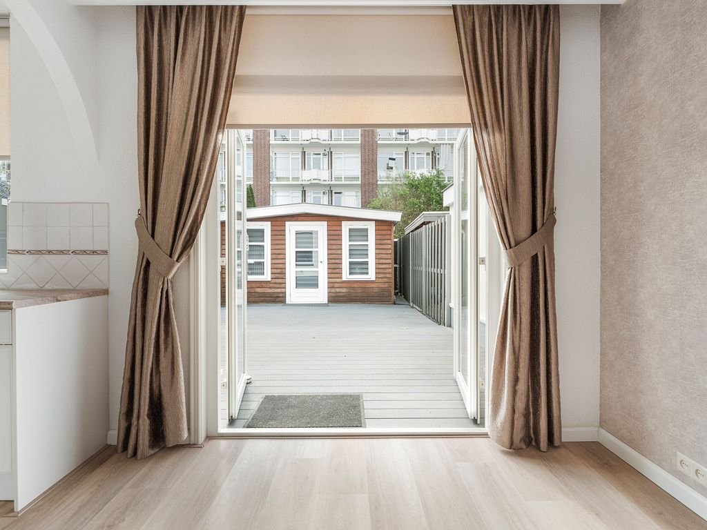 Wormerveerstraat 254, 'S-GRAVENHAGE