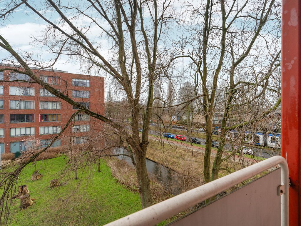 Wezelrade 133D, 'S-GRAVENHAGE