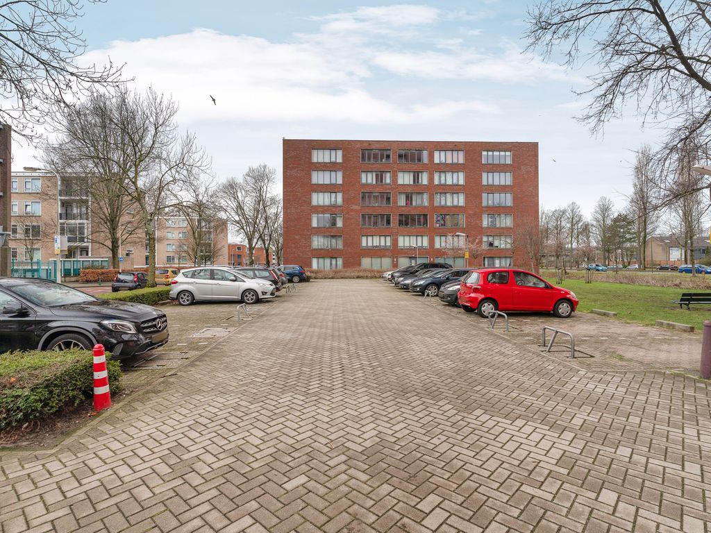 Wezelrade 133D, 'S-GRAVENHAGE