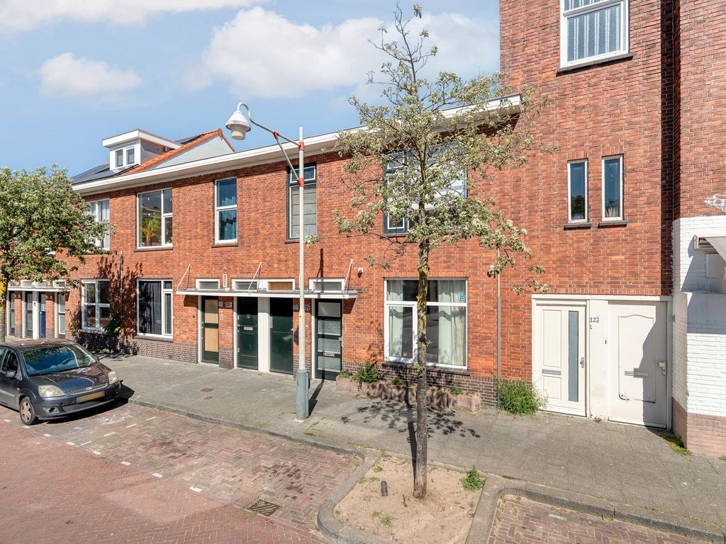 Hilversumsestraat 125, 'S-GRAVENHAGE