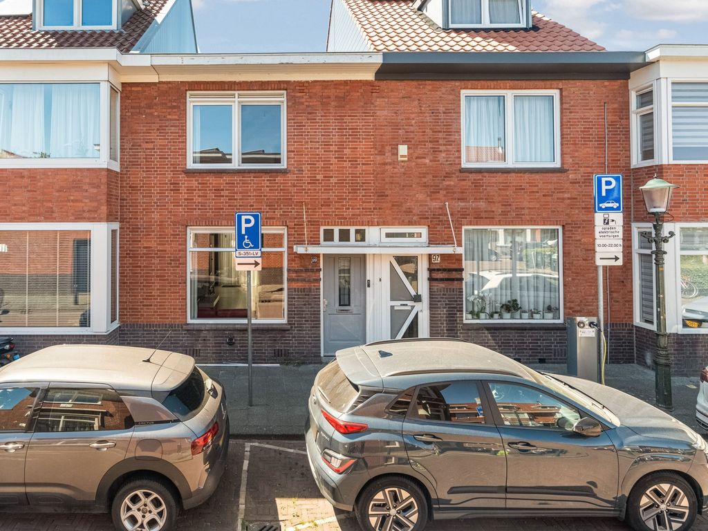 Bunschotensestraat 99, 'S-GRAVENHAGE