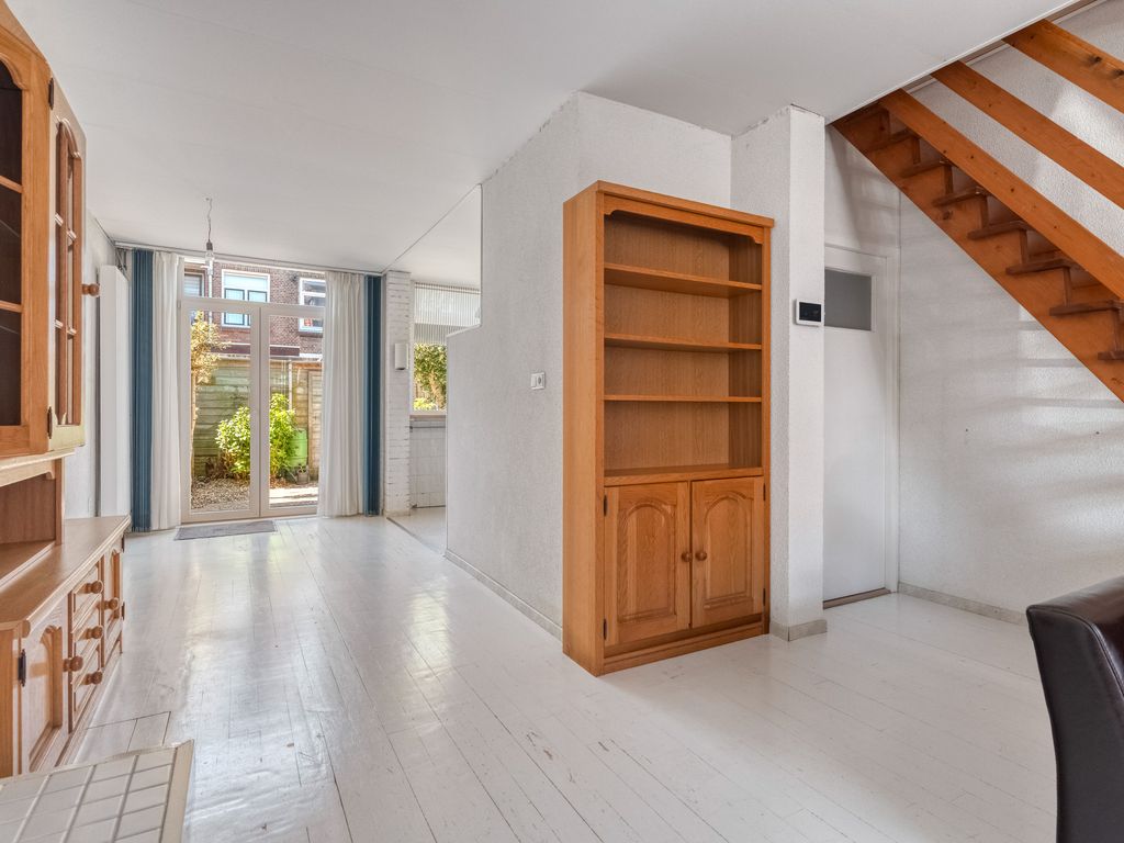 Bunschotensestraat 99, 'S-GRAVENHAGE