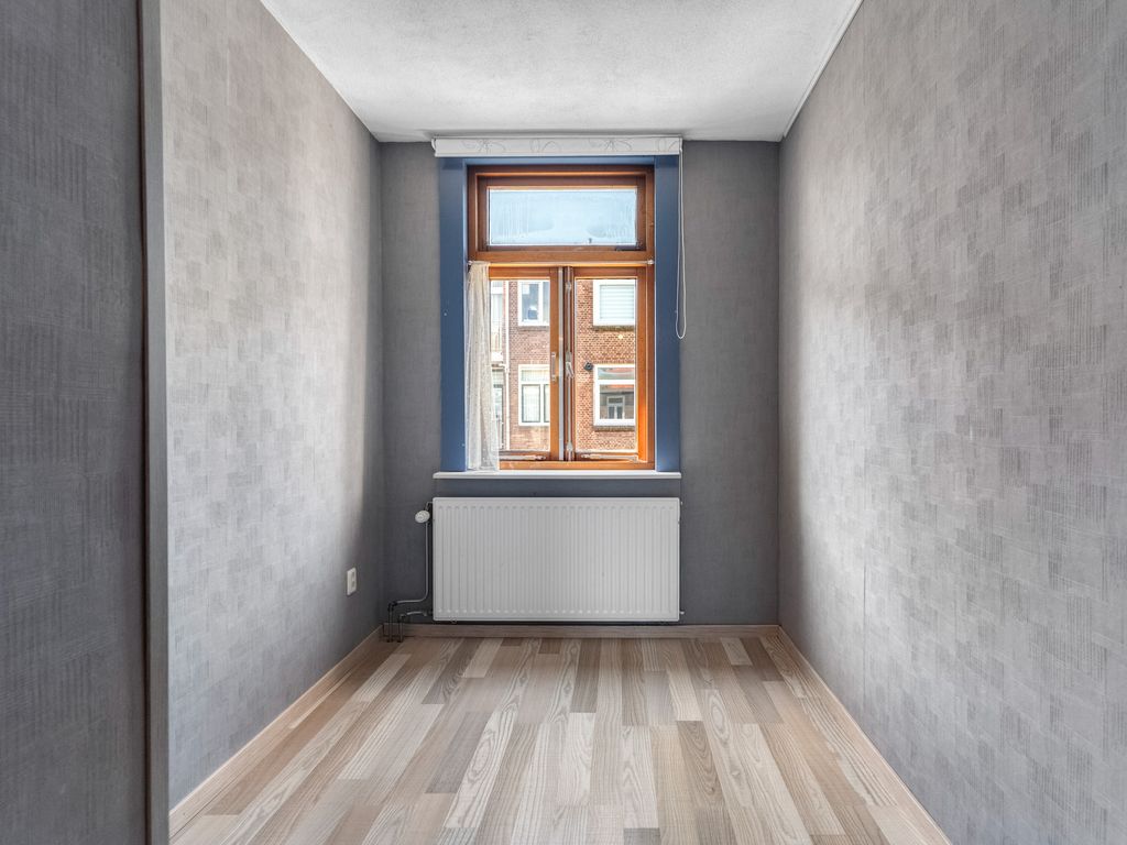 Bunschotensestraat 99, 'S-GRAVENHAGE