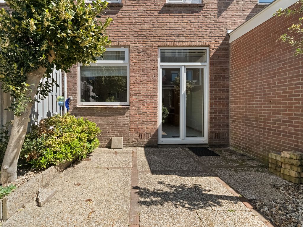 Bunschotensestraat 99, 'S-GRAVENHAGE
