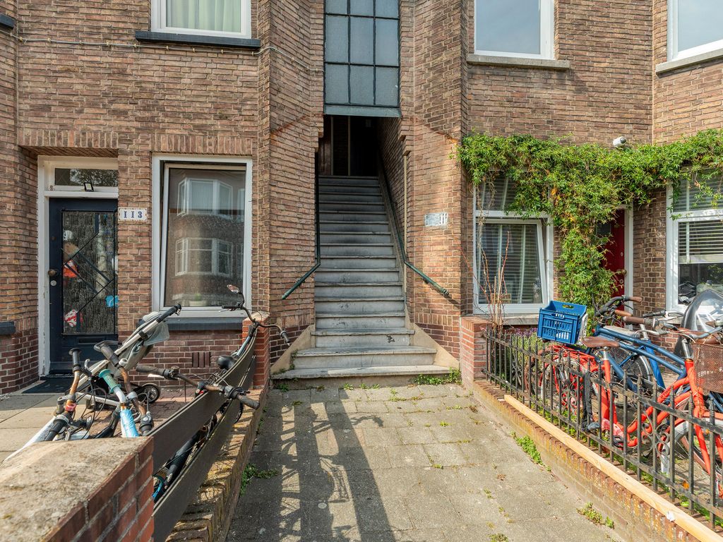 Lunterenstraat 105, 'S-GRAVENHAGE