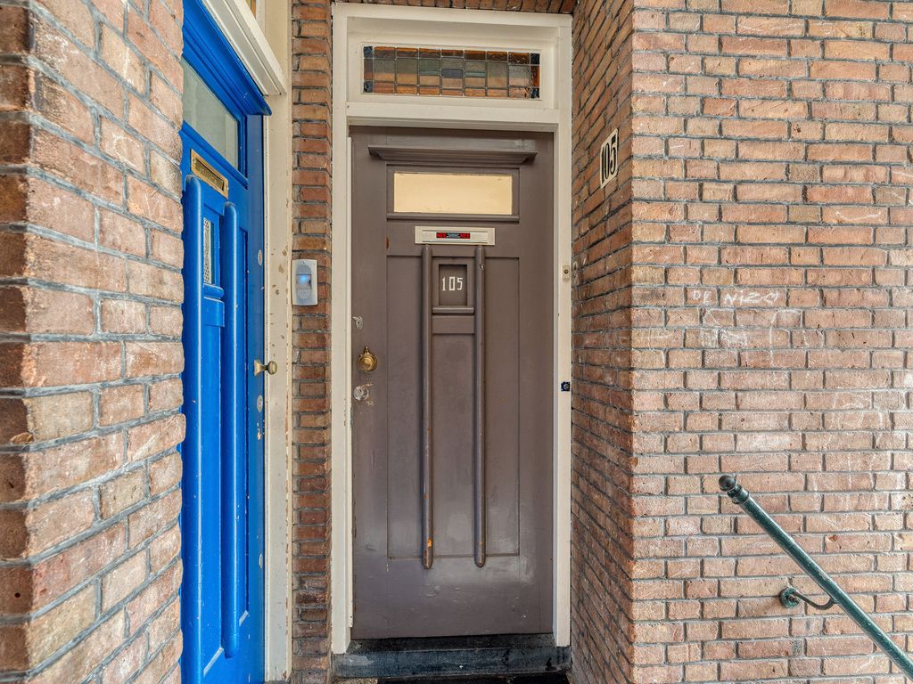 Lunterenstraat 105, 'S-GRAVENHAGE