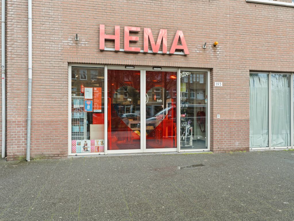 Lunterenstraat 105, 'S-GRAVENHAGE