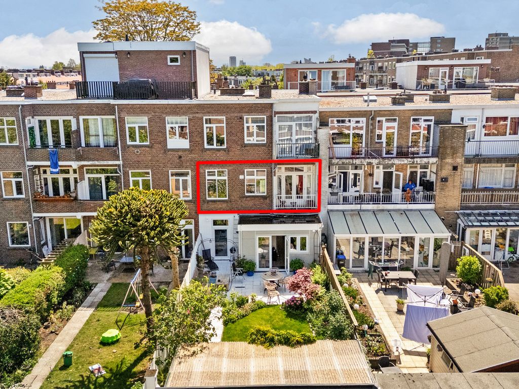 Den Helderstraat 119, 'S-GRAVENHAGE
