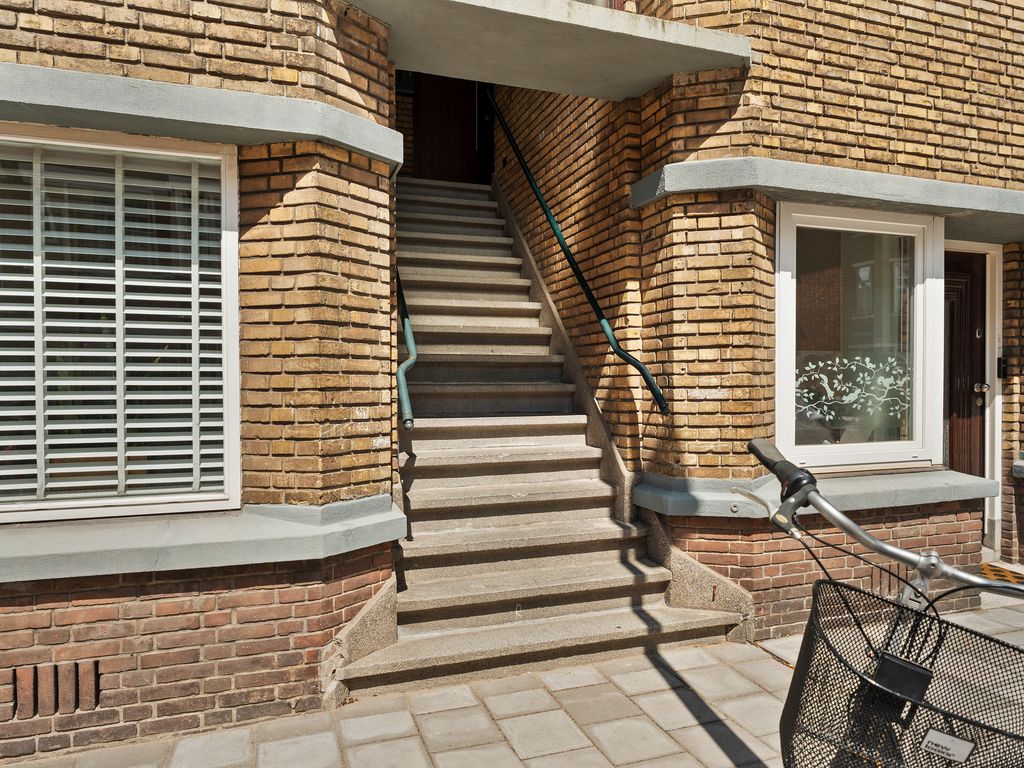 Den Helderstraat 119, 'S-GRAVENHAGE