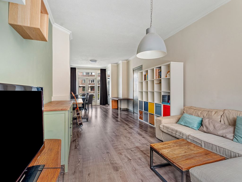 Den Helderstraat 119, 'S-GRAVENHAGE