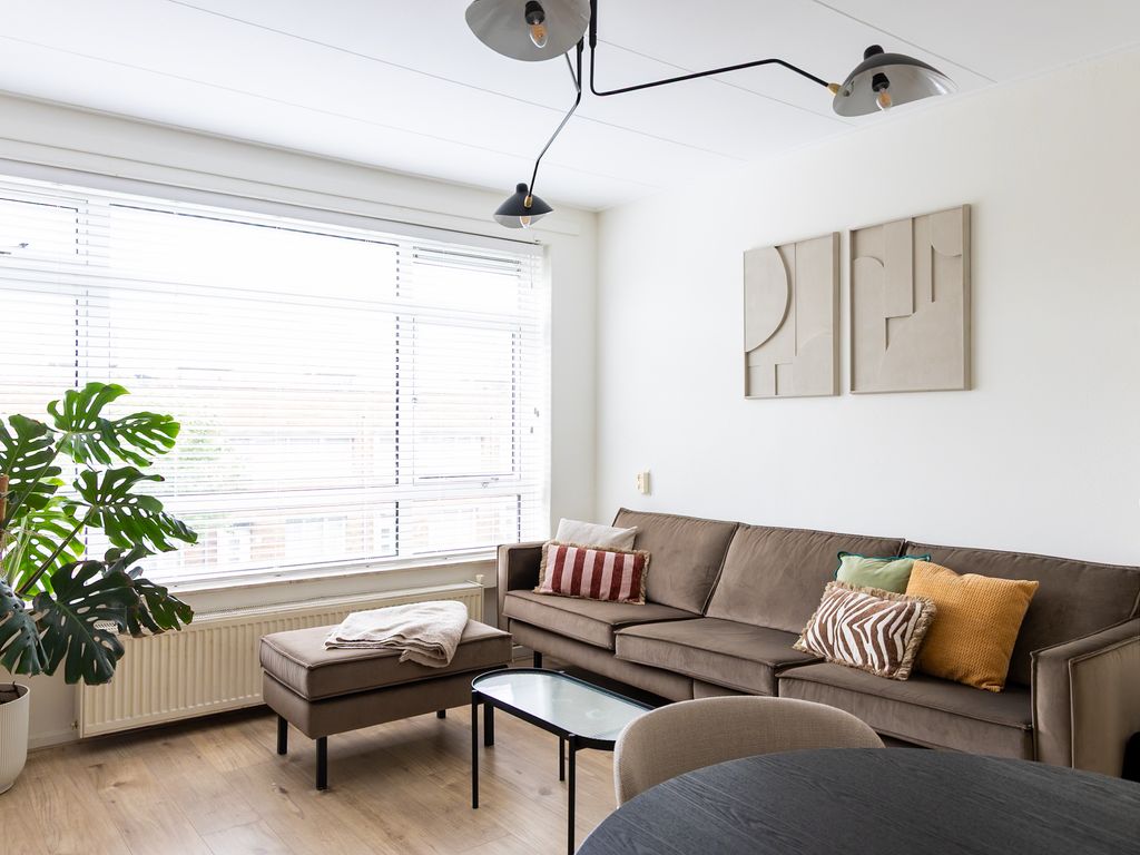Vriezenveenstraat 33, 'S-GRAVENHAGE