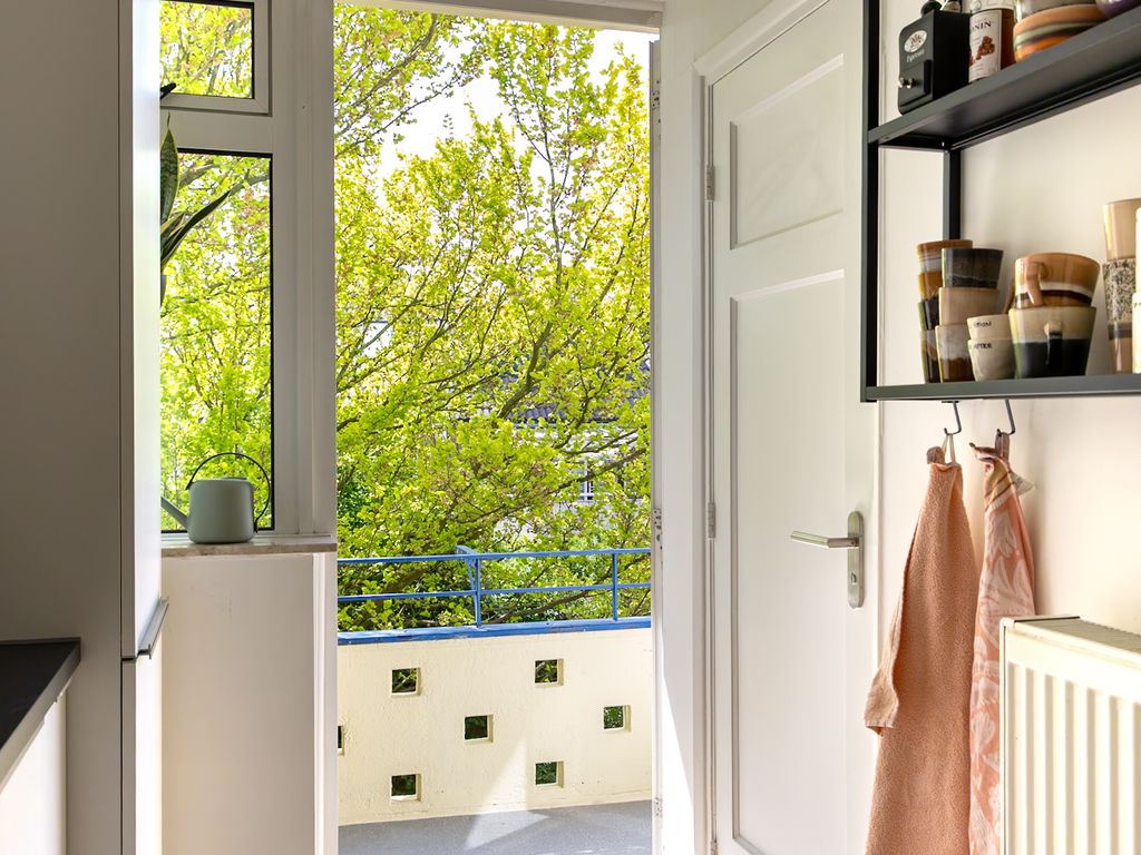 Vriezenveenstraat 33, 'S-GRAVENHAGE