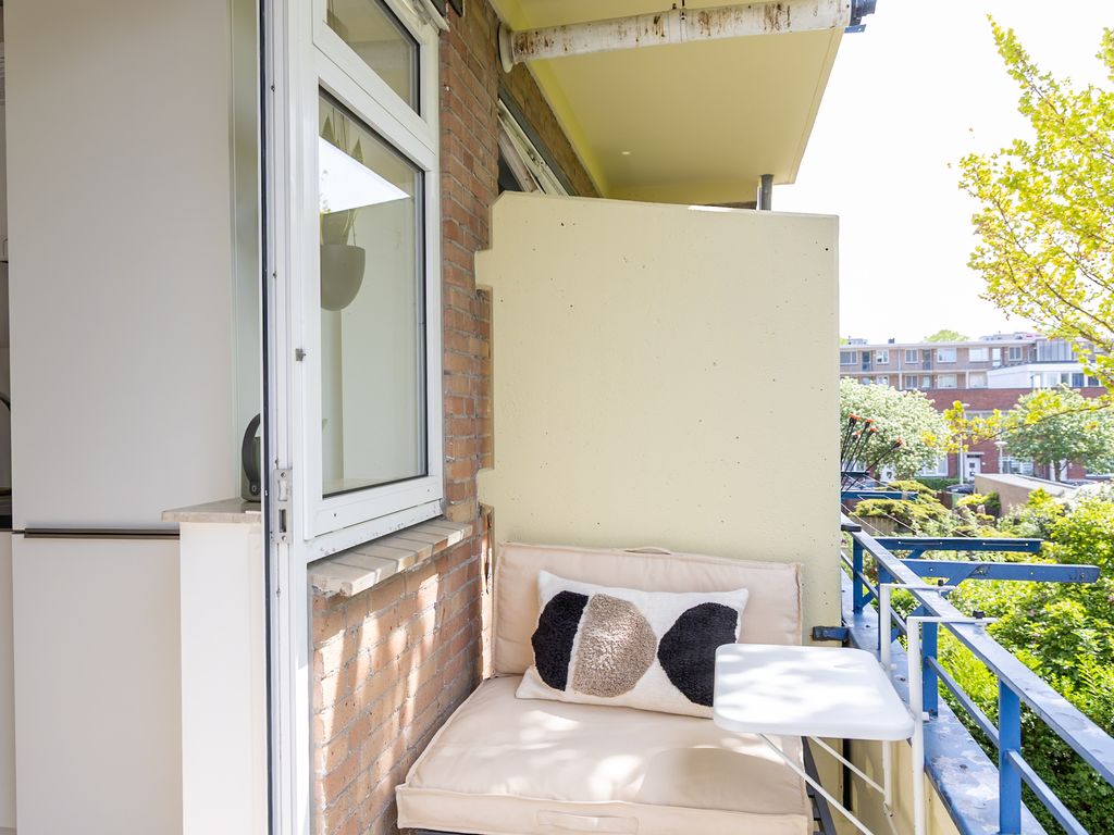 Vriezenveenstraat 33, 'S-GRAVENHAGE