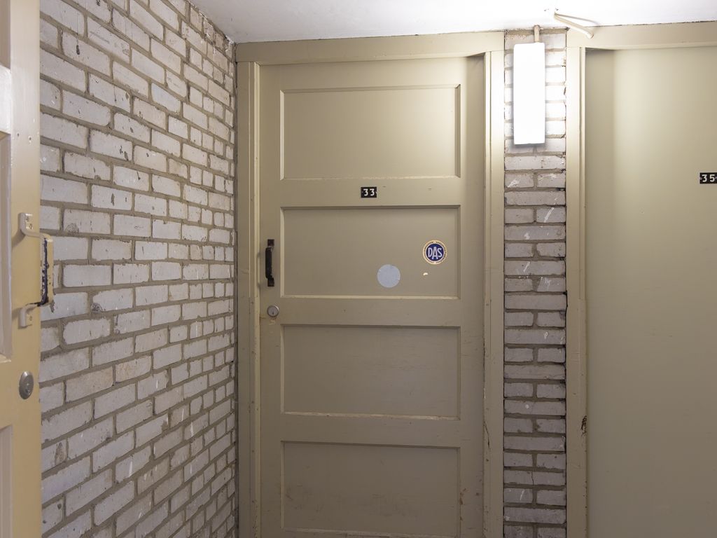 Vriezenveenstraat 33, 'S-GRAVENHAGE