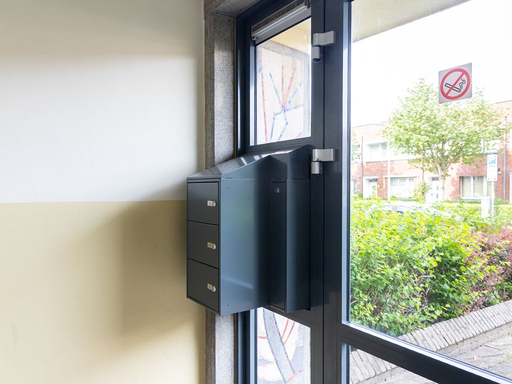 Vriezenveenstraat 33, 'S-GRAVENHAGE