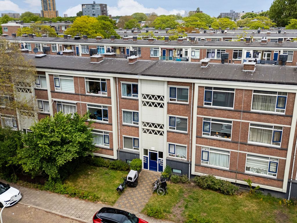 Ruinerwoldstraat 56, 'S-GRAVENHAGE