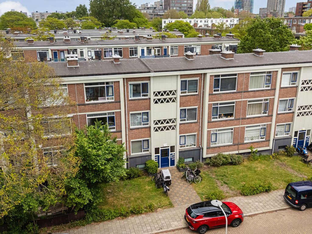 Ruinerwoldstraat 56, 'S-GRAVENHAGE