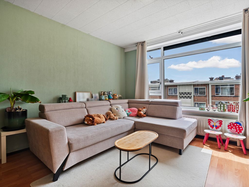 Ruinerwoldstraat 56, 'S-GRAVENHAGE